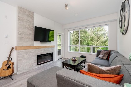 Photo 1 at 112 - 11641 227 Street, Maple Ridge