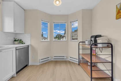 Photo 6 at 20 - 12188 Harris Road, Central Meadows, Pitt Meadows