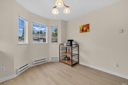 Photo 5 at 20 - 12188 Harris Road, Central Meadows, Pitt Meadows