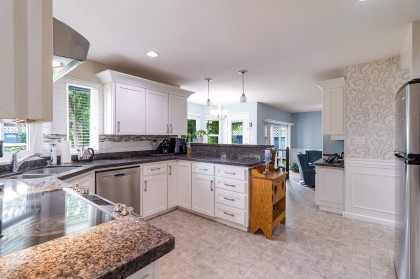 Photo 7 at 19660 Cedar Lane, Mid Meadows, Pitt Meadows