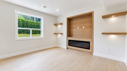 Photo 14 at 25 - 14550 Morris Valley Road, Lake Errock, Mission