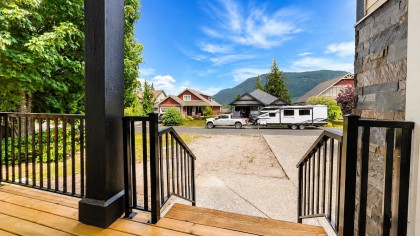 Photo 4 at 25 - 14550 Morris Valley Road, Lake Errock, Mission