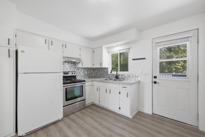 Photo 2 at 3654 St. Thomas Street, Lincoln Park PQ, Port Coquitlam