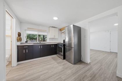 Photo 10 at 3654 St. Thomas Street, Lincoln Park PQ, Port Coquitlam