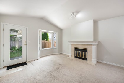 Photo 8 at 11484 207 Street, Southwest Maple Ridge, Maple Ridge