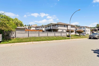 Photo 4 at 7977 D\'herbomez Drive, Mission BC, Mission