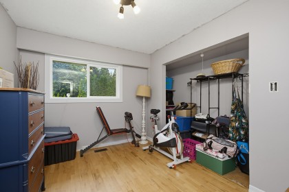 Photo 11 at 33539 Dewdney Trunk Road, Mission