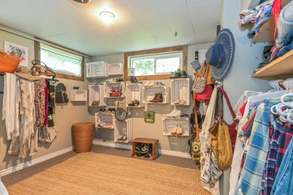 Photo 17 at 32955 Dewdney Trunk Road, Mission
