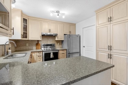 Photo 14 at 22700 Balabanian Circle, East Central, Maple Ridge