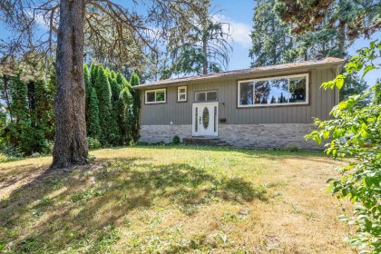 Photo 1 at 1510 Kent Avenue, Oxford Heights, Port Coquitlam