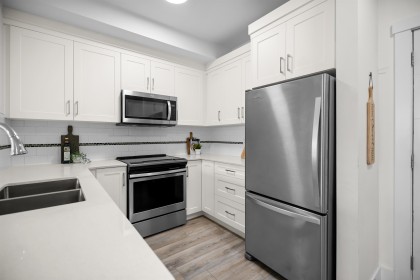 Photo 7 at 202 - 22577 Royal Crescent, East Central, Maple Ridge