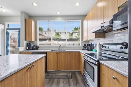 Photo 8 at 10288 243 Street, Albion, Maple Ridge