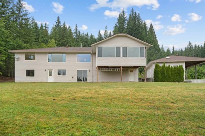 Photo 9 at 27660 128 Avenue, Northeast, Maple Ridge