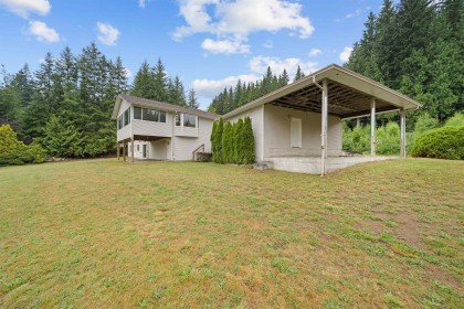 Photo 11 at 27660 128 Avenue, Northeast, Maple Ridge