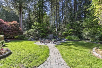 Photo 3 at 23669 128 Crescent, East Central, Maple Ridge