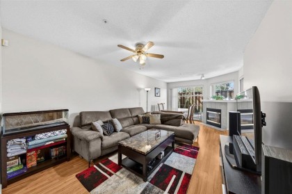 Photo 8 at 122 - 2678 Dixon Street, Central Pt Coquitlam, Port Coquitlam
