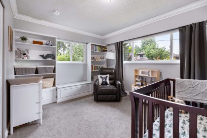 Photo 18 at 21678 Mountainview Crescent, West Central, Maple Ridge