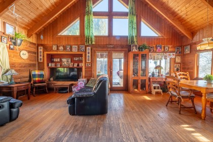 Photo 4 at 24578 Lougheed Highway, Albion, Maple Ridge