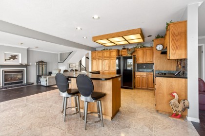 Photo 12 at 20346 Wharf Street, Southwest Maple Ridge, Maple Ridge