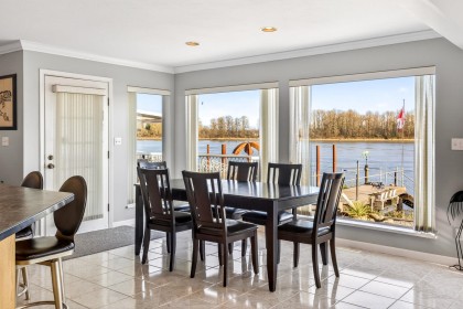 Photo 7 at 20346 Wharf Street, Southwest Maple Ridge, Maple Ridge