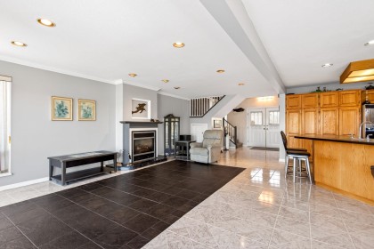 Photo 9 at 20346 Wharf Street, Southwest Maple Ridge, Maple Ridge
