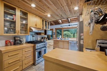Photo 9 at 13965 Harris Road, North Meadows PI, Pitt Meadows