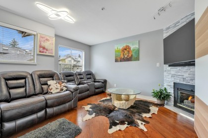 Photo 7 at 14 - 19160 119 Avenue, Central Meadows, Pitt Meadows