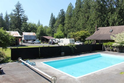 Photo 2 at 9550 Farrington Street, Mission-West, Mission