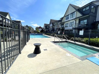 Photo 6 at 82 - 19451 Sutton Avenue, South Meadows, Pitt Meadows
