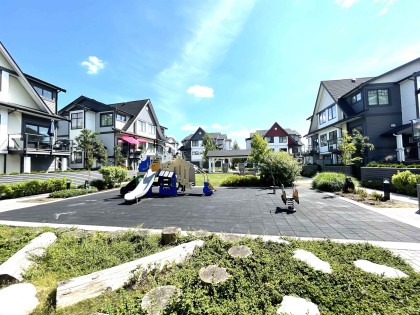 Photo 8 at 82 - 19451 Sutton Avenue, South Meadows, Pitt Meadows