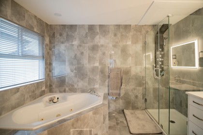 Photo 21 at 23717 110 Avenue, Cottonwood MR, Maple Ridge