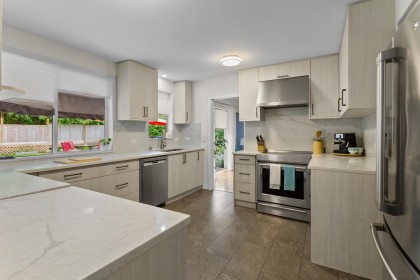 Photo 9 at 1856 Windermere Avenue, Oxford Heights, Port Coquitlam