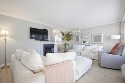 Photo 16 at 19026 117b Avenue, Central Meadows, Pitt Meadows
