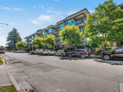 Photo 2 at 412 - 2436 Kelly Avenue, Central Pt Coquitlam, Port Coquitlam