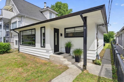 Photo 1 at 2141 Fraser Avenue, Glenwood PQ, Port Coquitlam