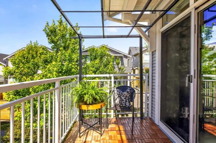 Photo 18 at 1406 - 11295 Pazarena Place, East Central, Maple Ridge