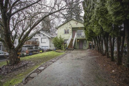 Photo 3 at 1976 Warwick Avenue, Lower Mary Hill, Port Coquitlam