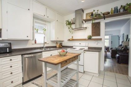 Photo 1 at 1976 Warwick Avenue, Lower Mary Hill, Port Coquitlam