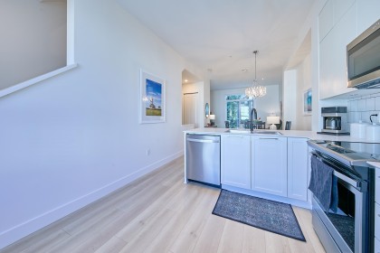 Photo 6 at 17 - 19696 Hammond Road, South Meadows, Pitt Meadows