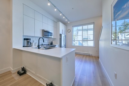 Photo 5 at 17 - 19696 Hammond Road, South Meadows, Pitt Meadows