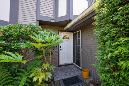 Photo 3 at 180 - 1140 Castle Crescent, Citadel PQ, Port Coquitlam