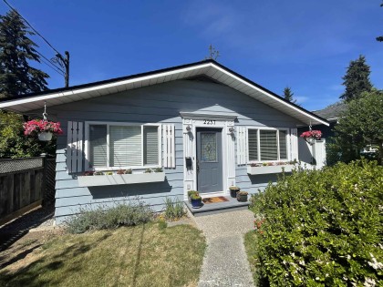 Photo 1 at 2257 Hawthorne Avenue, Central Pt Coquitlam, Port Coquitlam