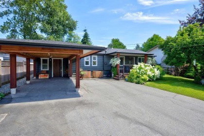 Photo 3 at 12082 261 Street, Websters Corners, Maple Ridge