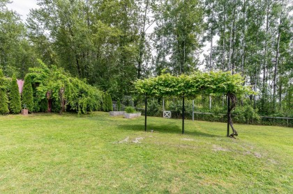 Photo 27 at 24991 100 Avenue, Thornhill MR, Maple Ridge