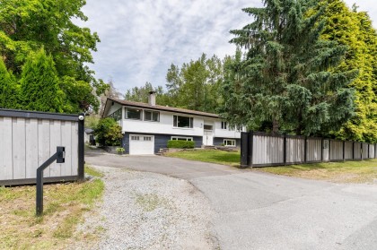 Photo 1 at 24991 100 Avenue, Thornhill MR, Maple Ridge