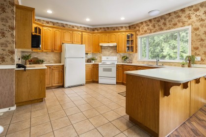 Photo 16 at 26350 Trethewey Crescent, Websters Corners, Maple Ridge