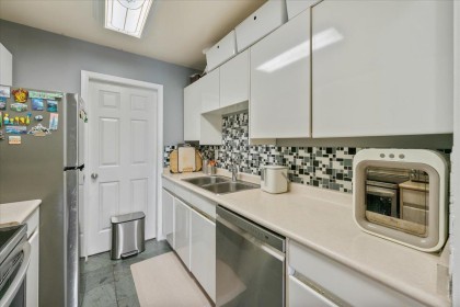 Photo 7 at 106 - 2339 Shaughnessy Street, Central Pt Coquitlam, Port Coquitlam