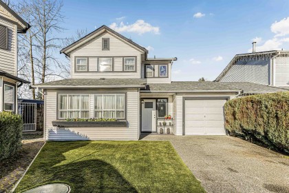 Photo 2 at 15 - 11125 232nd Street, East Central, Maple Ridge