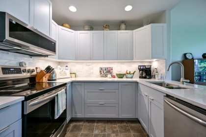 Photo 5 at 15 - 23281 Kanaka Way, Cottonwood MR, Maple Ridge