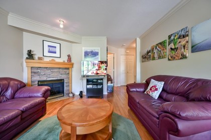 Photo 9 at 15 - 23281 Kanaka Way, Cottonwood MR, Maple Ridge